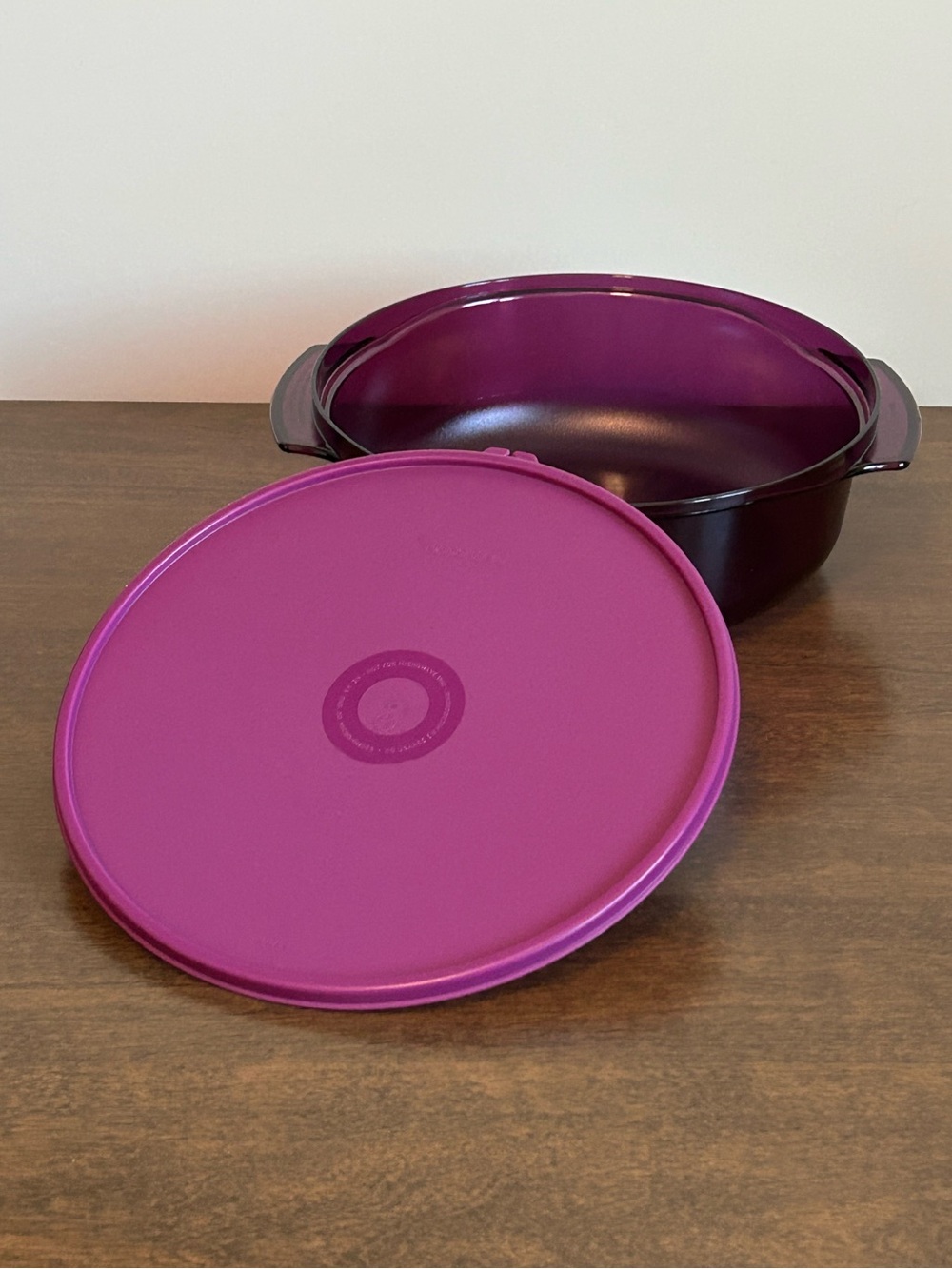 TUPPERWARE PURPLE STACK COOKER 1 3/4 QUART BOWL #2210 AND STORAGE LID